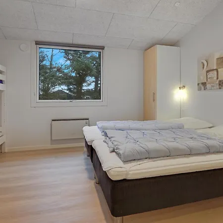 Aktivitetshus Til Taet Pa Vesterhavet Sj4 Nyaraló *